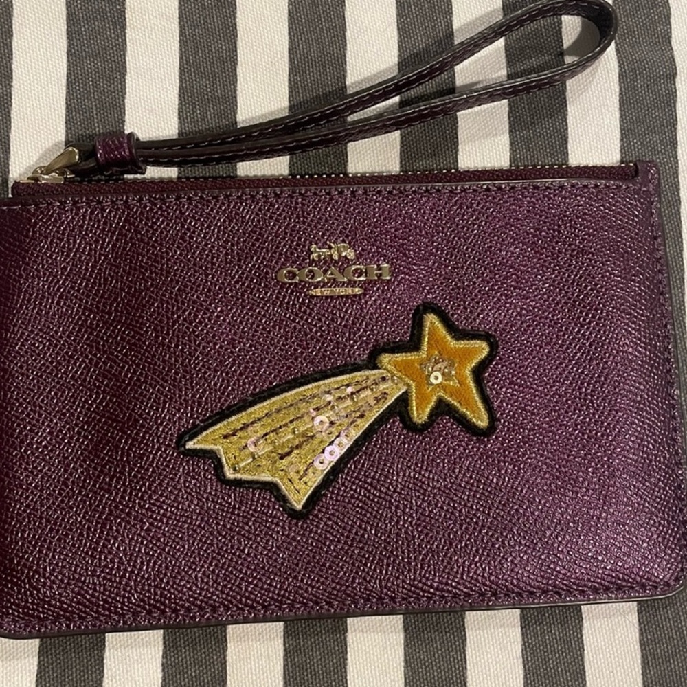 Coach Wristlet with Star Embellishments NWT - Picture 4 of 5